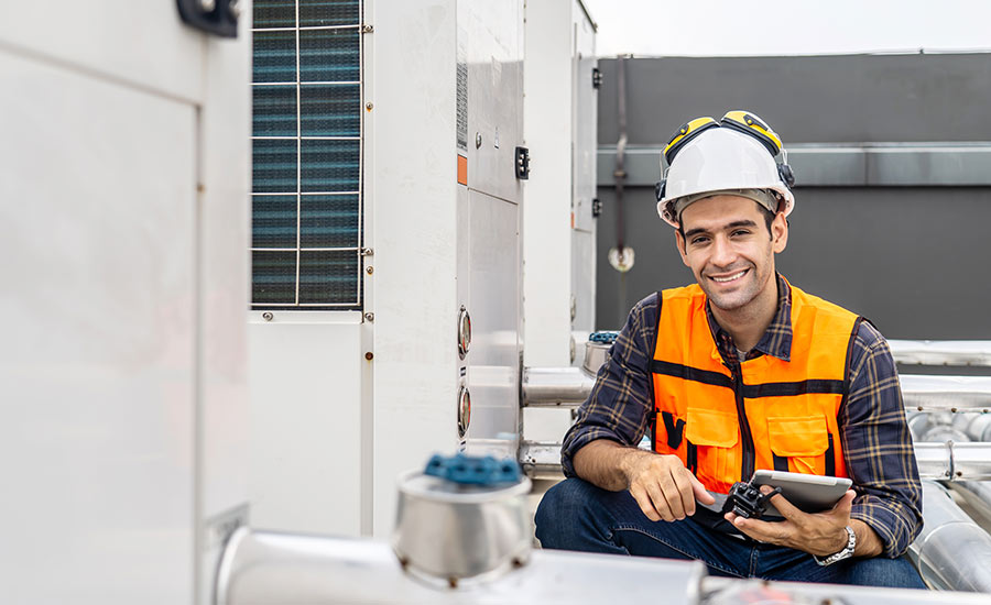 A technician with a tablet​